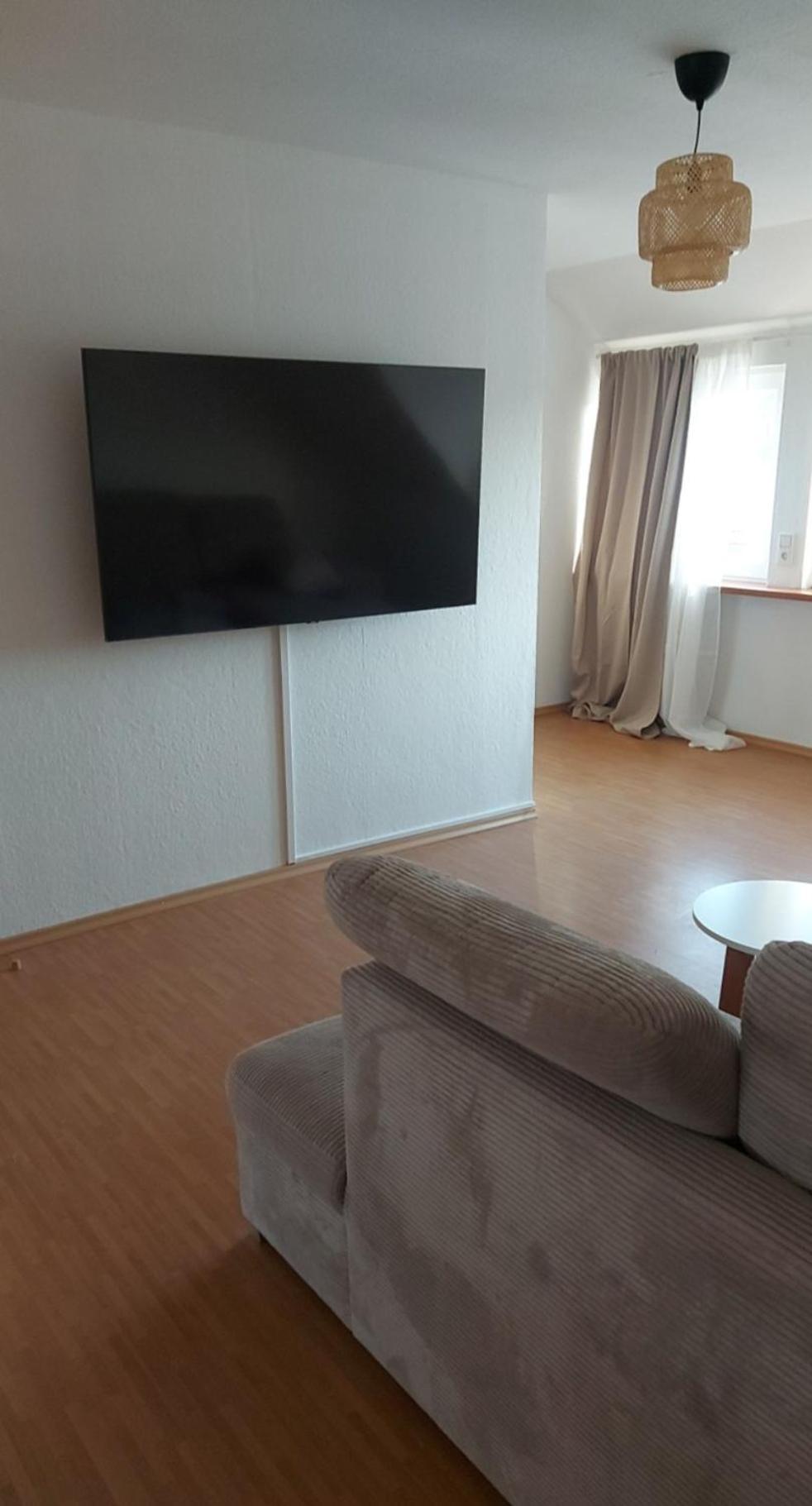 Stilvolle Ferienwohnung Free Parking, Space, Wlan Niestetal Zewnętrze zdjęcie